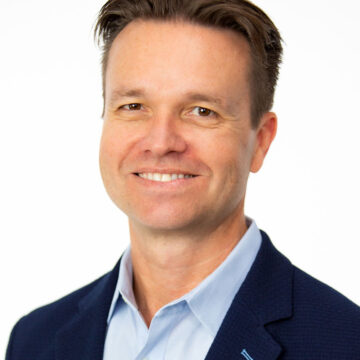 Rob-Gledhill-Blue-White-Headshot-Photography